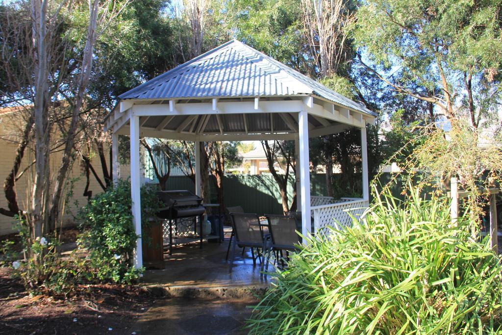 Busselton Ithaca Motel Ngoại thất bức ảnh